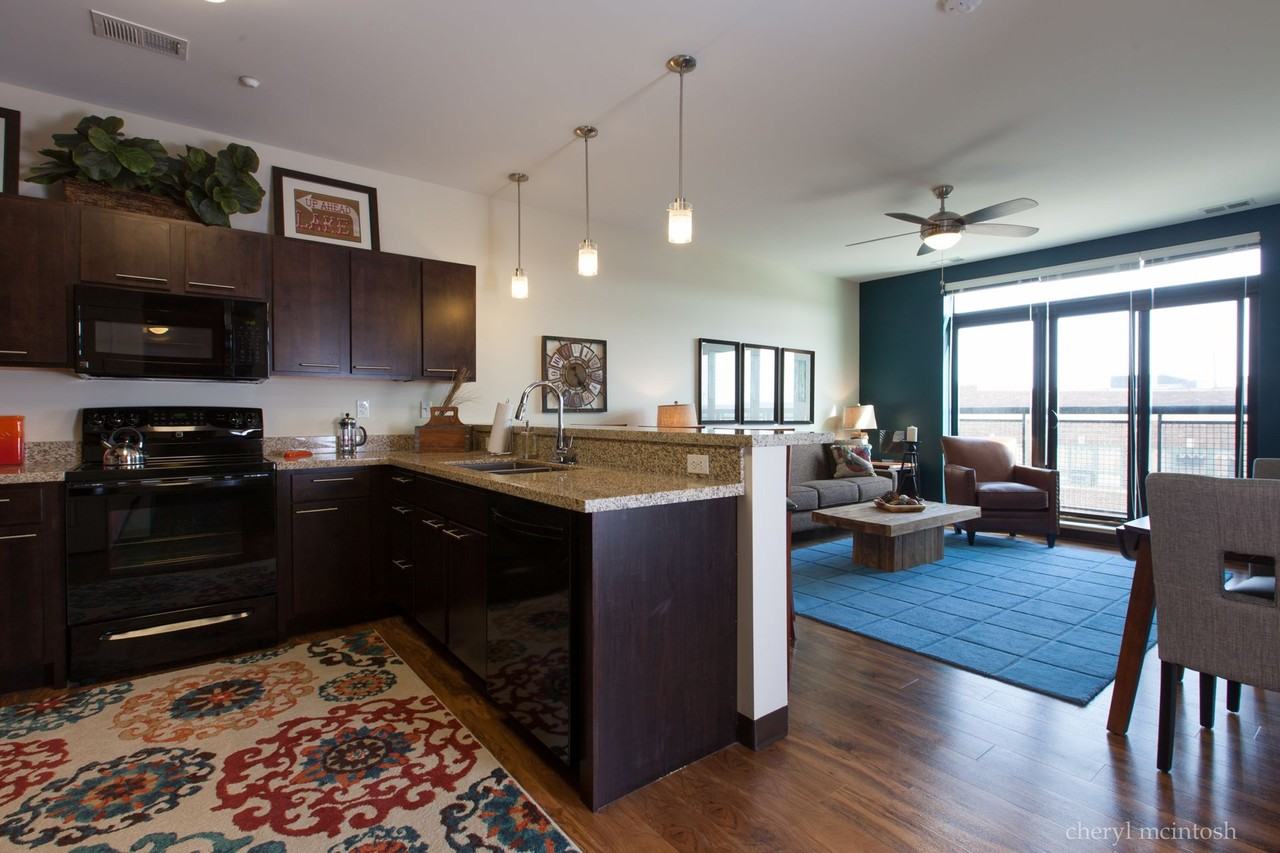 Renaissance on Main - Photo 2 of 15