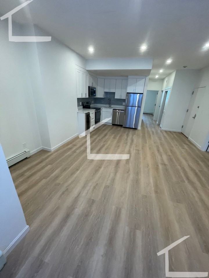 529 Massachusetts Avenue - Photo 2 of 12