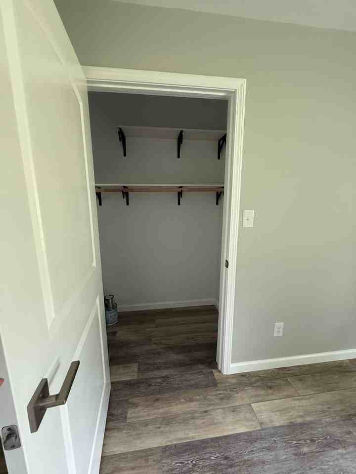 230 New Ave - Photo 3 of 14