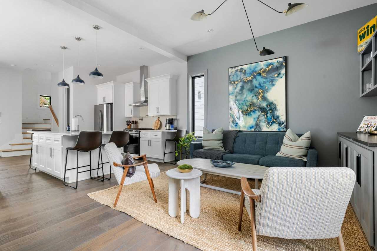 7 Carrere Ct - Photo 5 of 49