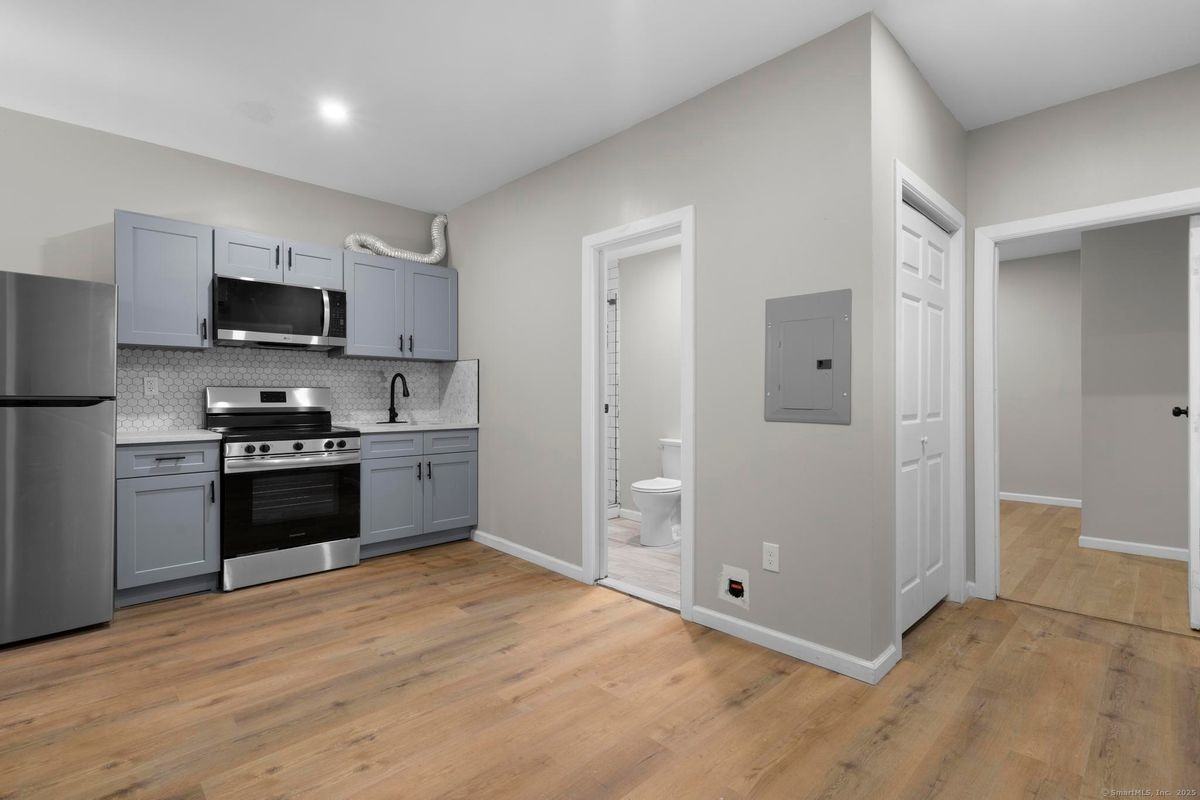 140 Grand St ##3c - Photo 5 of 12