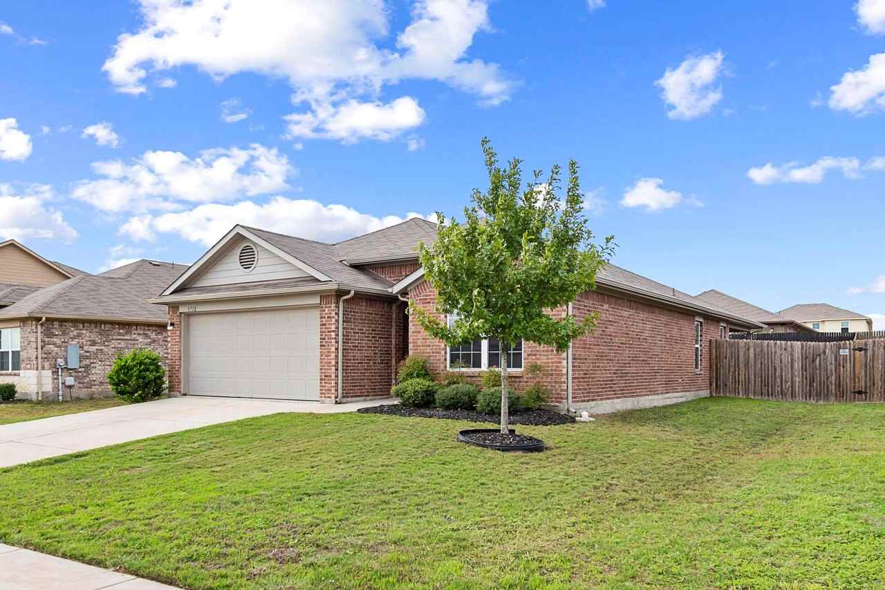 5712 Montrelia Dr - Photo 2 of 16