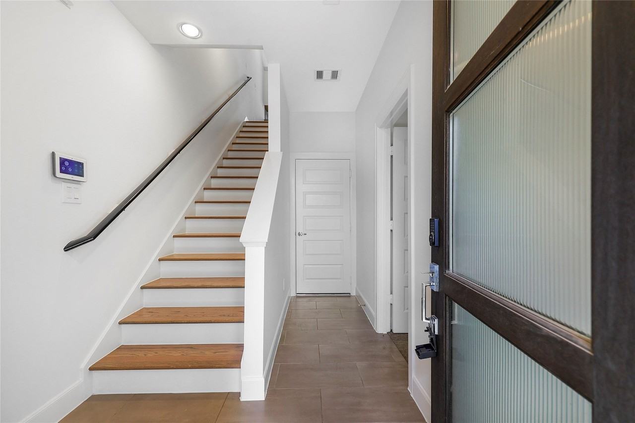 2724 Eado Edge Ct - Photo 5 of 19