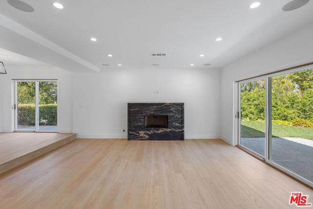 4344 Gayle Dr - Photo 3 of 8