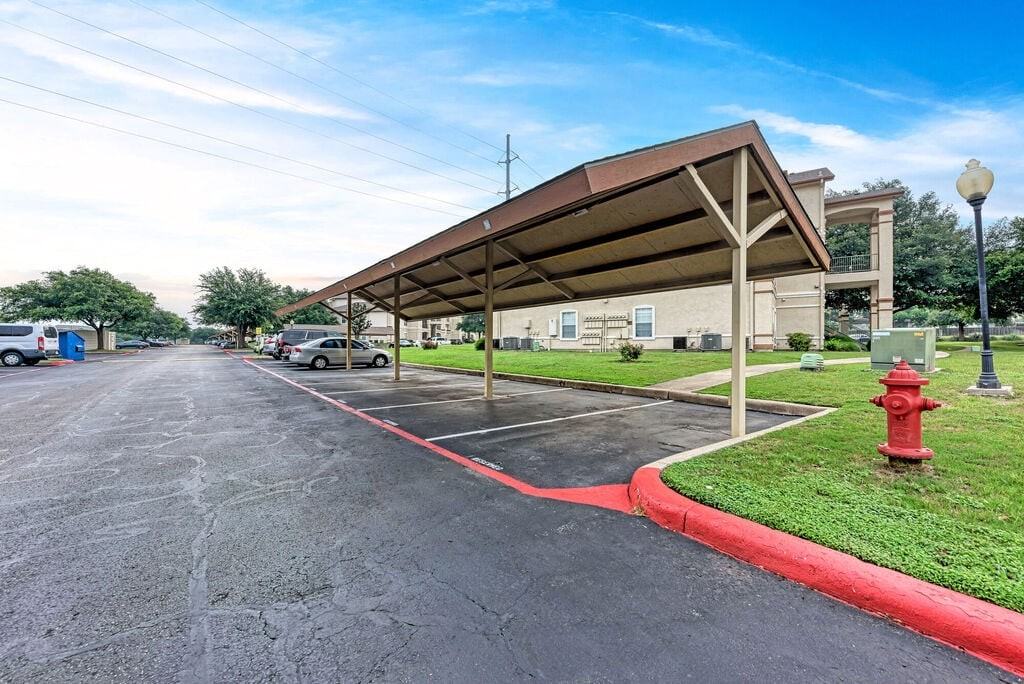 Chandler Creek Apartments - Photo 7 of 24