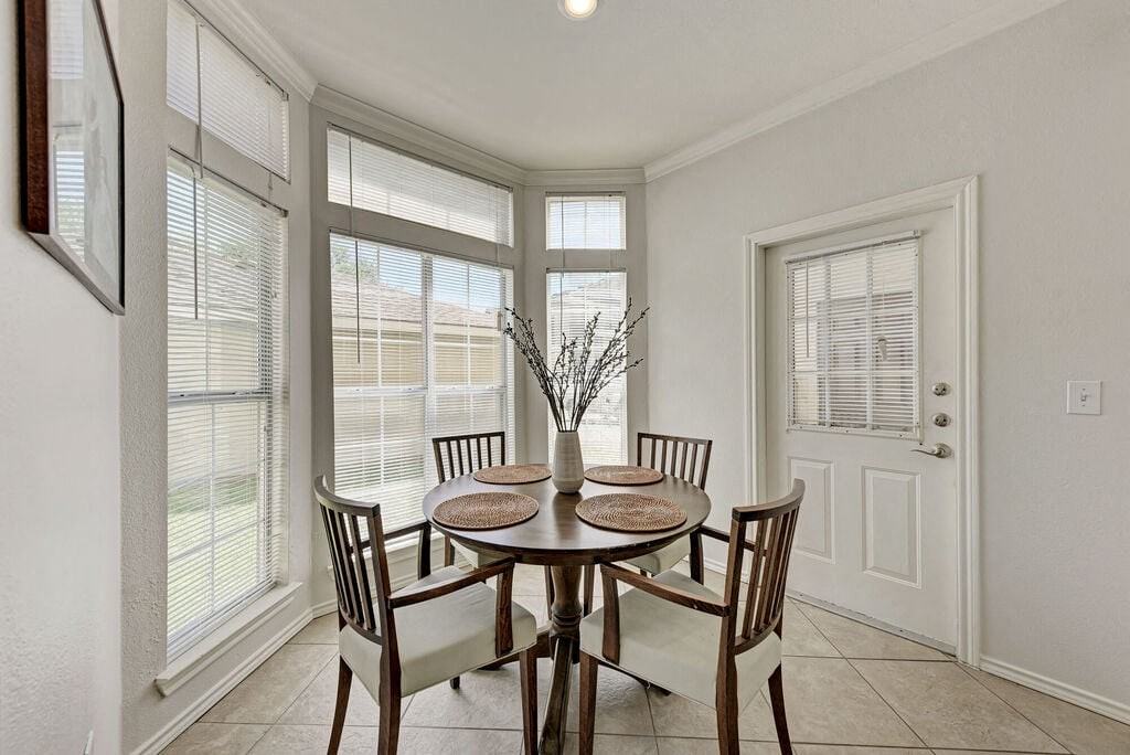 Riverhorse Ranch Apartments I - Photo 4 of 25