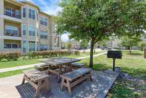 featured image of 16101 White River Blvd