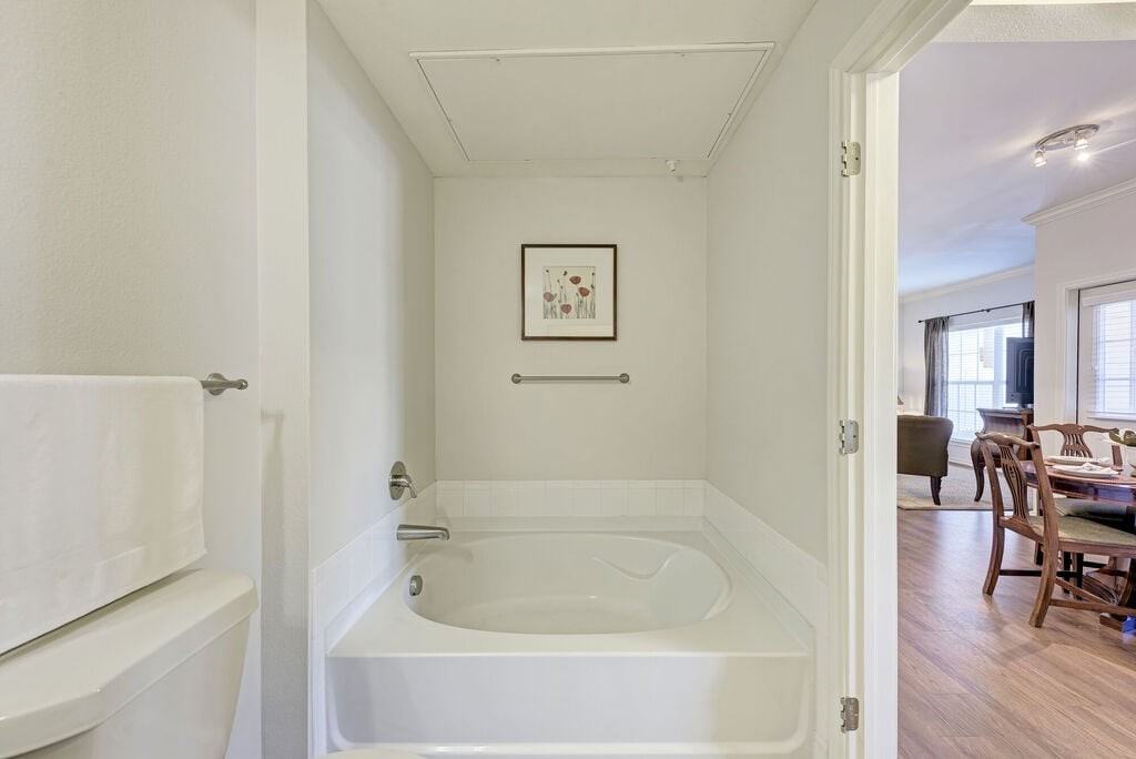 Riverhorse Ranch Apartments II - Photo 7 of 21