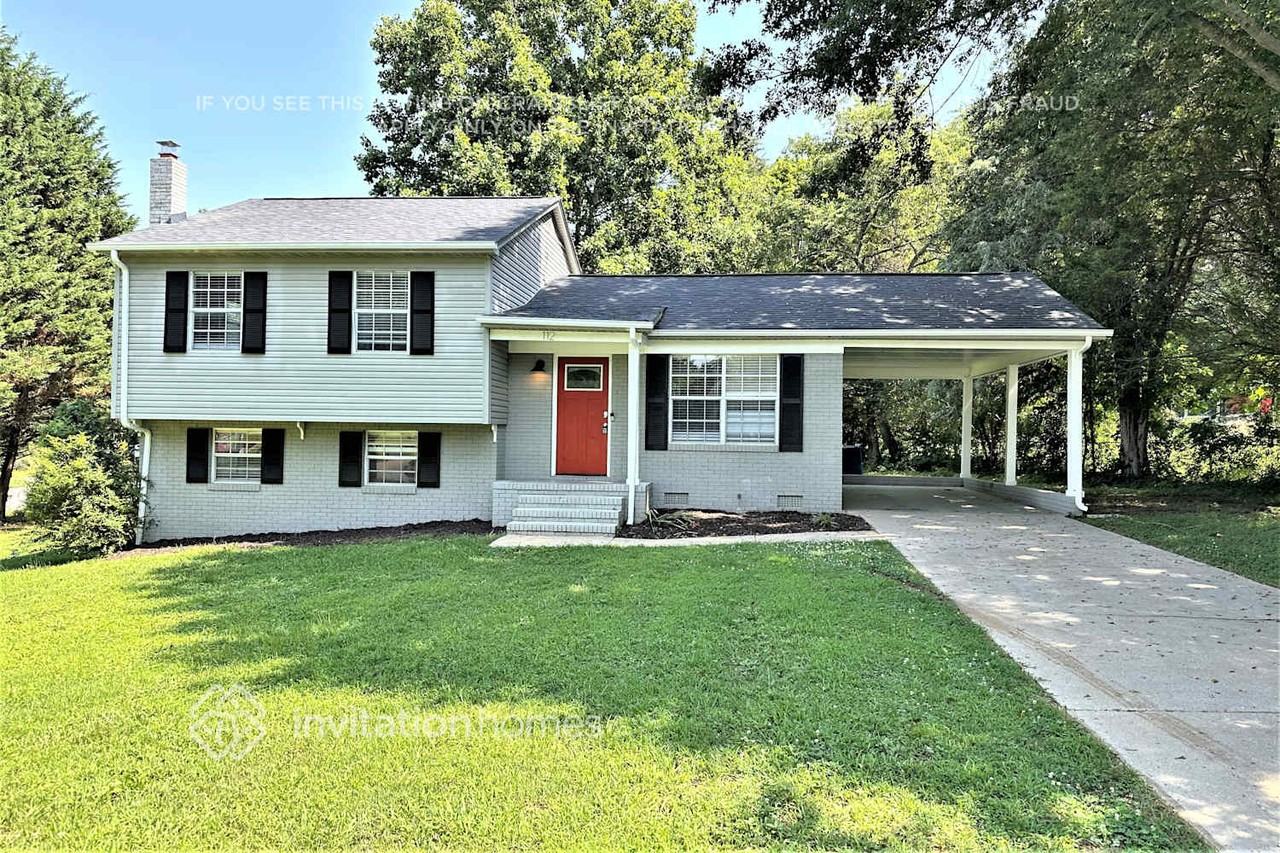 112 Rockledge Dr - Photo 2 of 24