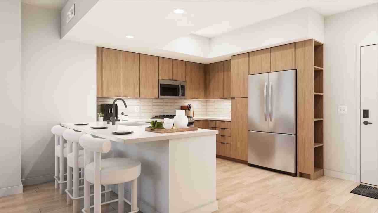 Intro - Photo 2 of 35