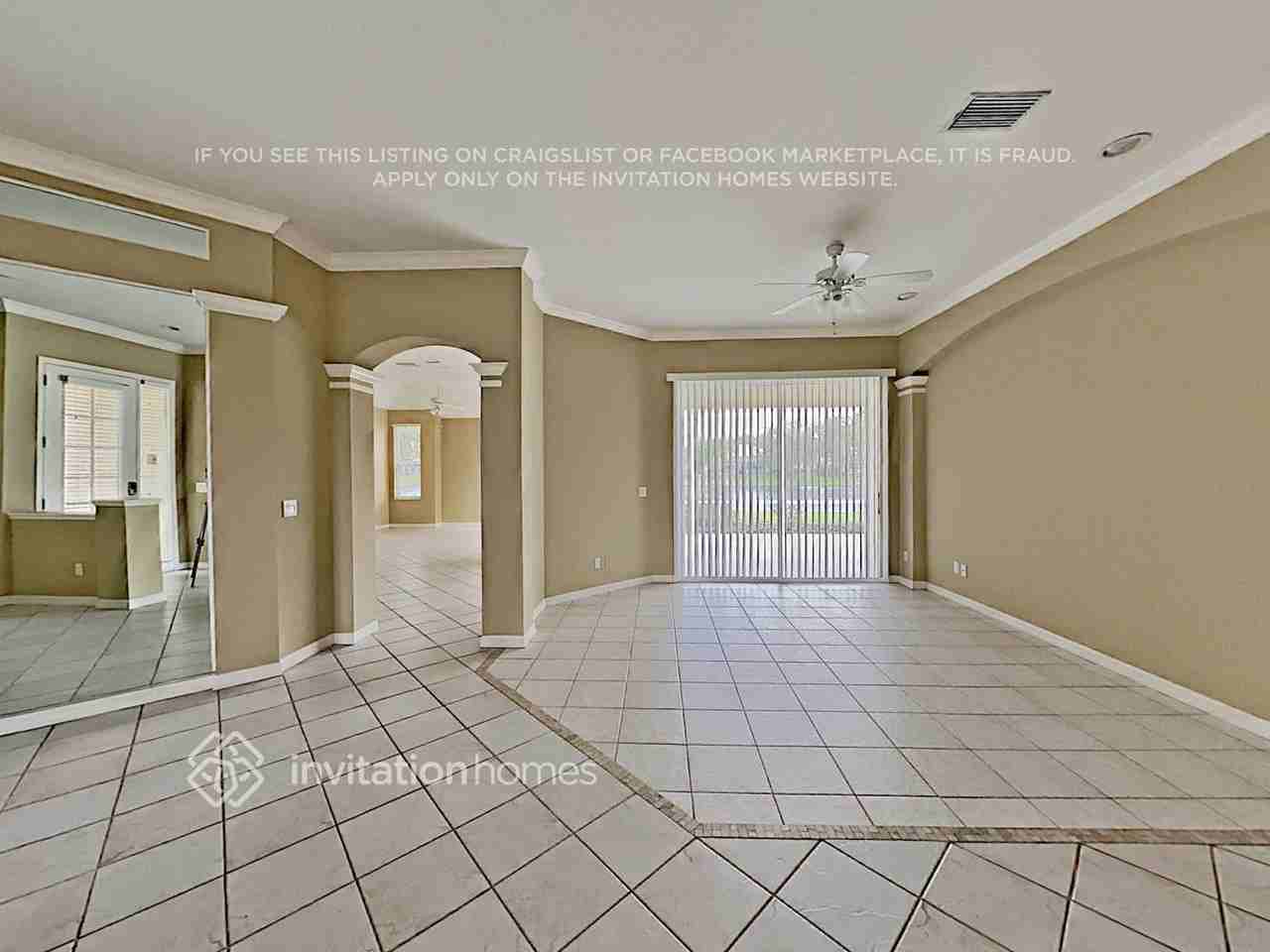 11909 Clubhouse Dr - Photo 3 of 19