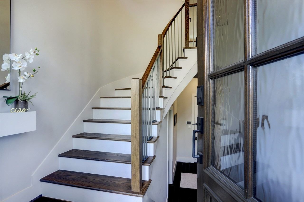 2648 Fountain Key Blvd - Photo 2 of 23