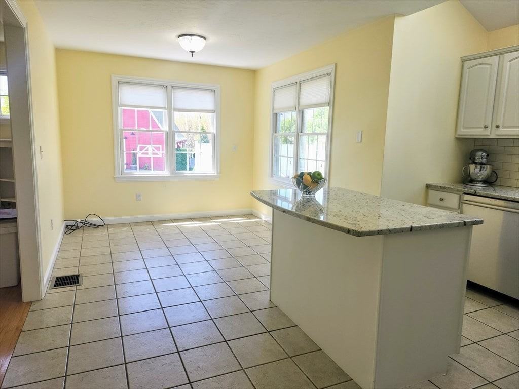 50 Fisher Rd - Photo 6 of 22