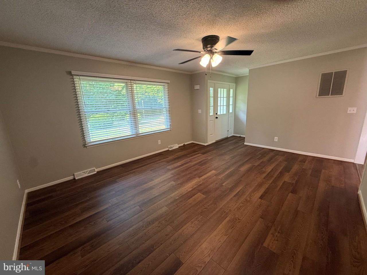 36720 Dixie Lyon Rd - Photo 3 of 18