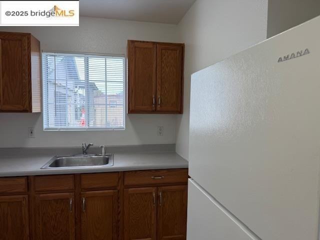 1008 W 5th St - Photo 6 of 12