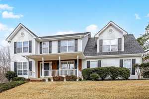 featured image of 2152 Glen Hope Ln