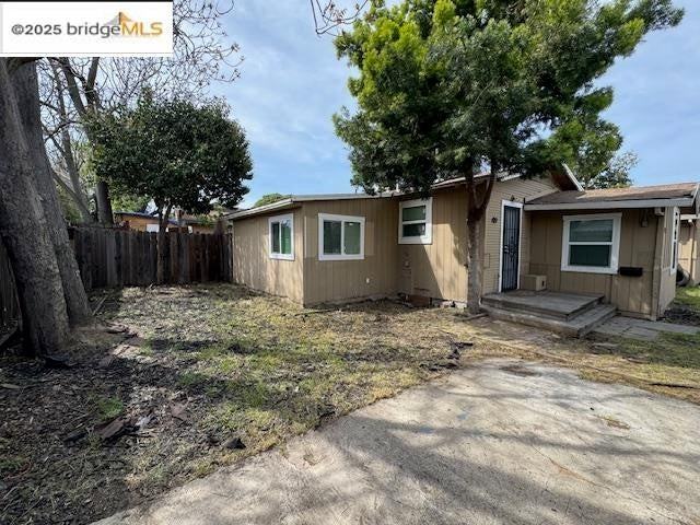 419 W 19th St - Photo 4 of 18