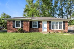 819 Flicker Rd - Photo 1 of 1