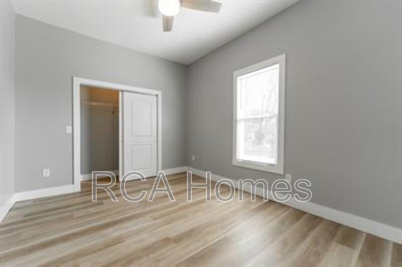 648 W 30th St - Photo 4 of 15