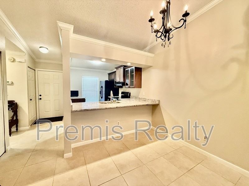 1271 Powderpuff Dr - Photo 6 of 24