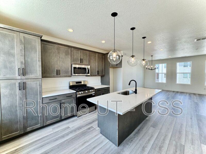 1489 W Katelyn Creek Ln - Photo 3 of 21