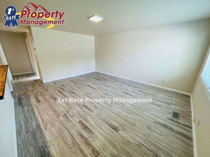 4352 W Rose Hill Ct - Photo 6 of 17
