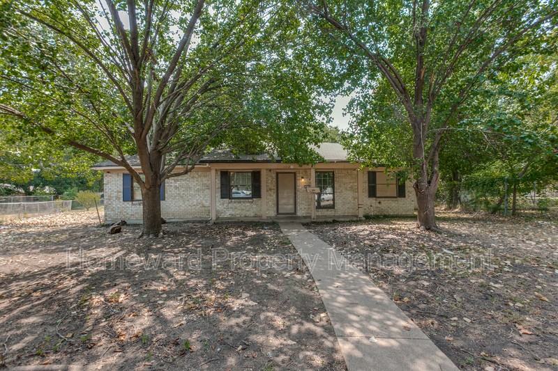 1412 Morrison Pl - Photo 2 of 13