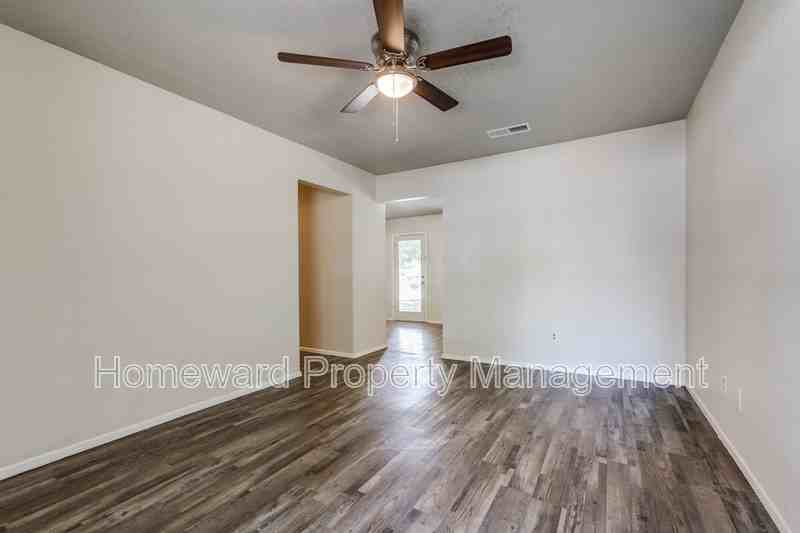 1412 Morrison Pl - Photo 4 of 13