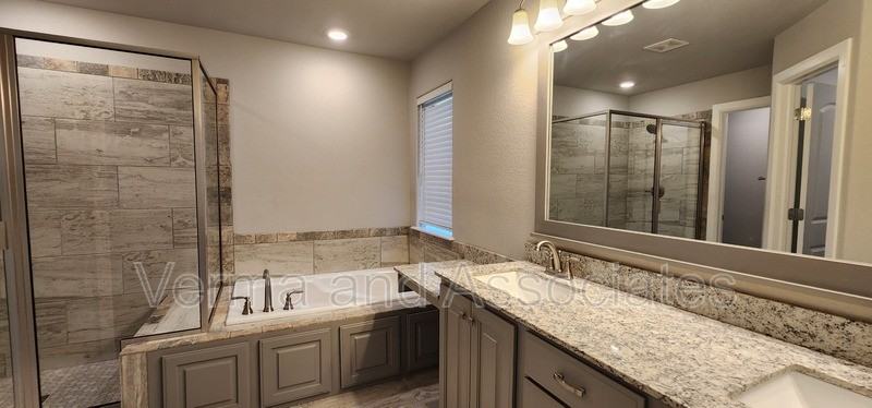 4440 W Havana Ave - Photo 3 of 9