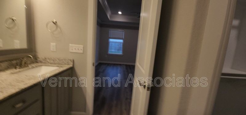 4440 W Havana Ave - Photo 4 of 9