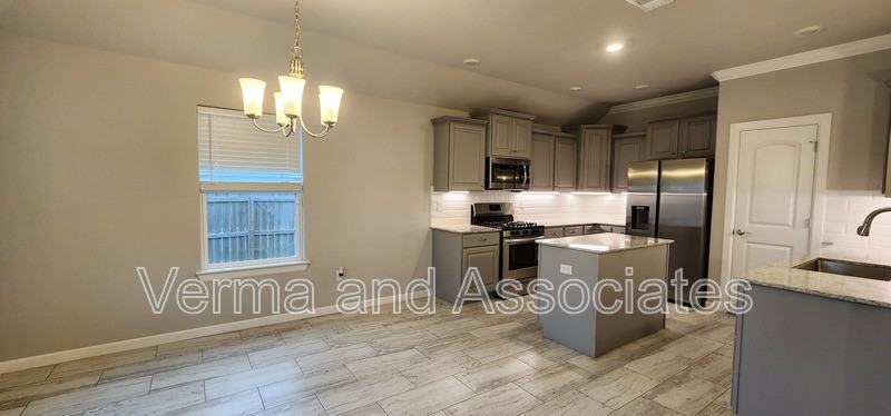 4440 W Havana Ave - Photo 7 of 9