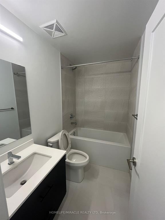 5105 Hurontario Street - Photo 6 of 7