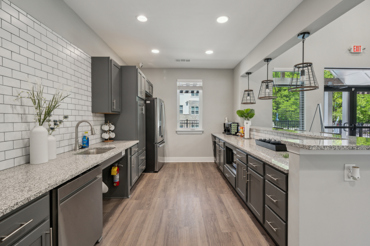 Fairview Terrace - Photo 6 of 21