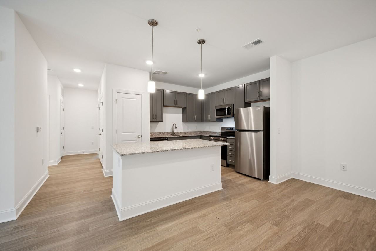 The Reserve at Wynn Place - Photo 5 of 20