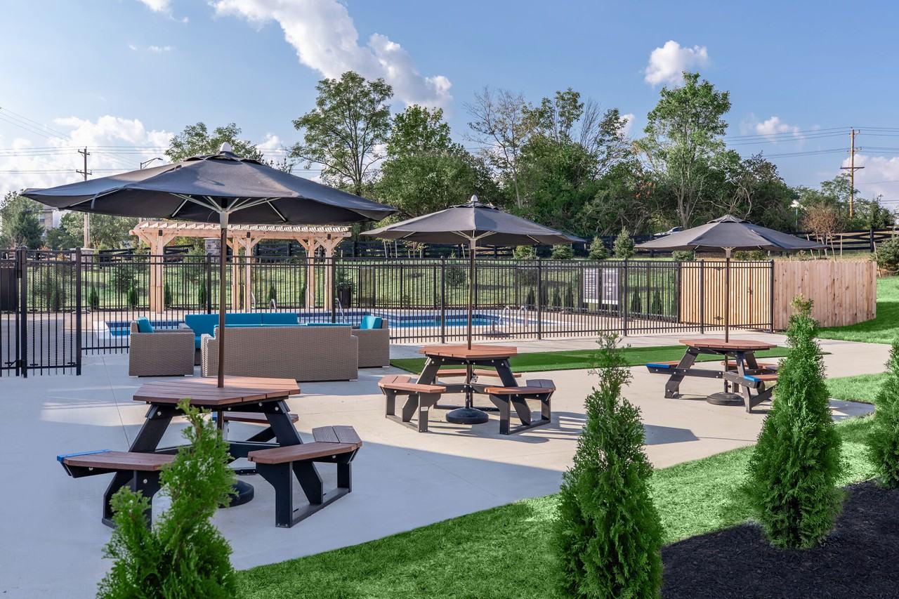 Retreat At Scioto Creek - Photo 2 of 27