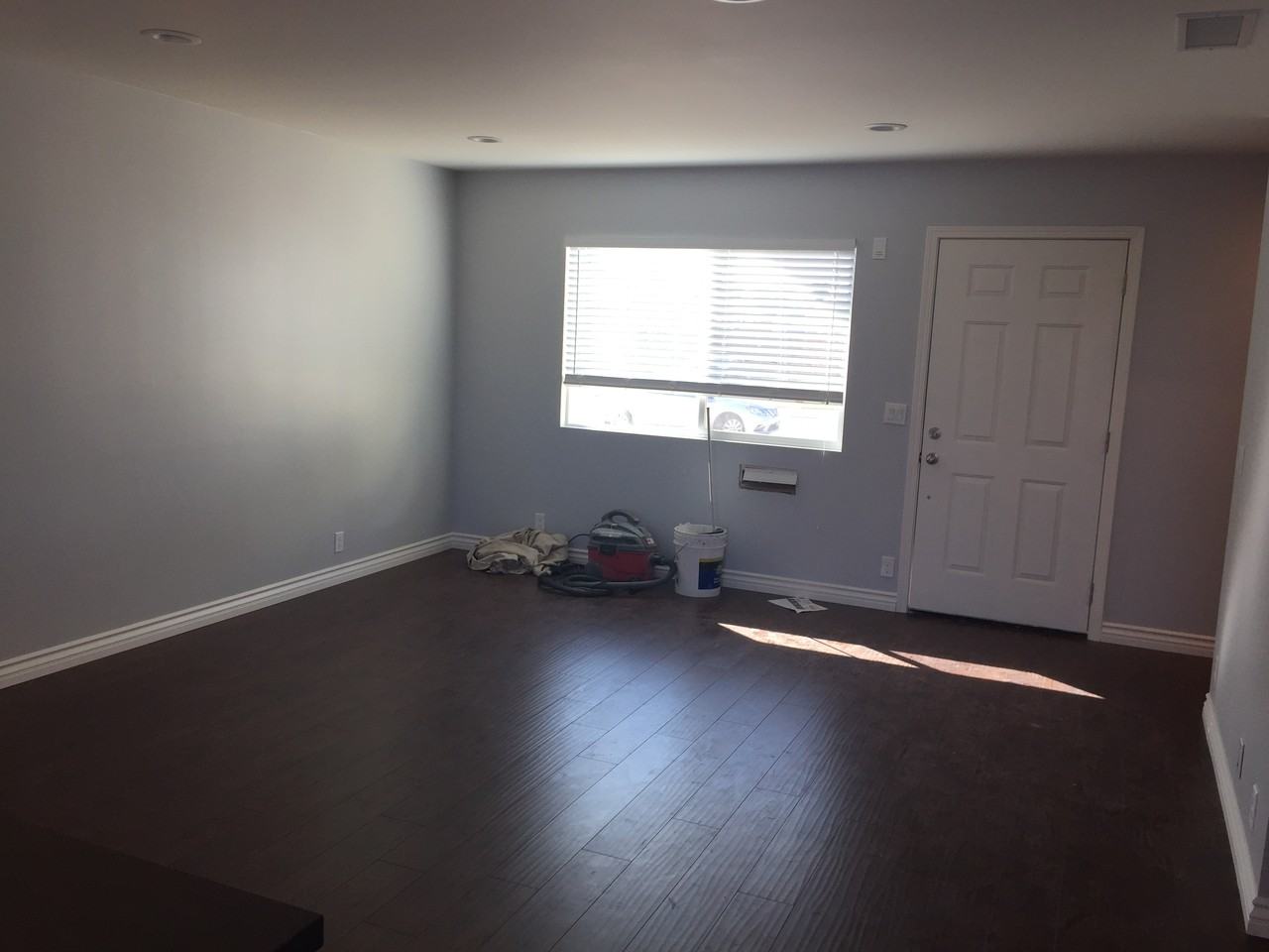 8422 Glider Avenue - Photo 3 of 17