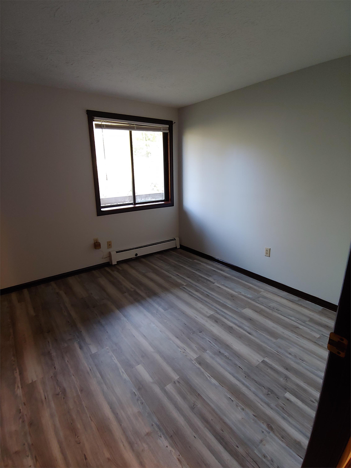 1875 Turner Blvd. - Photo 4 of 11