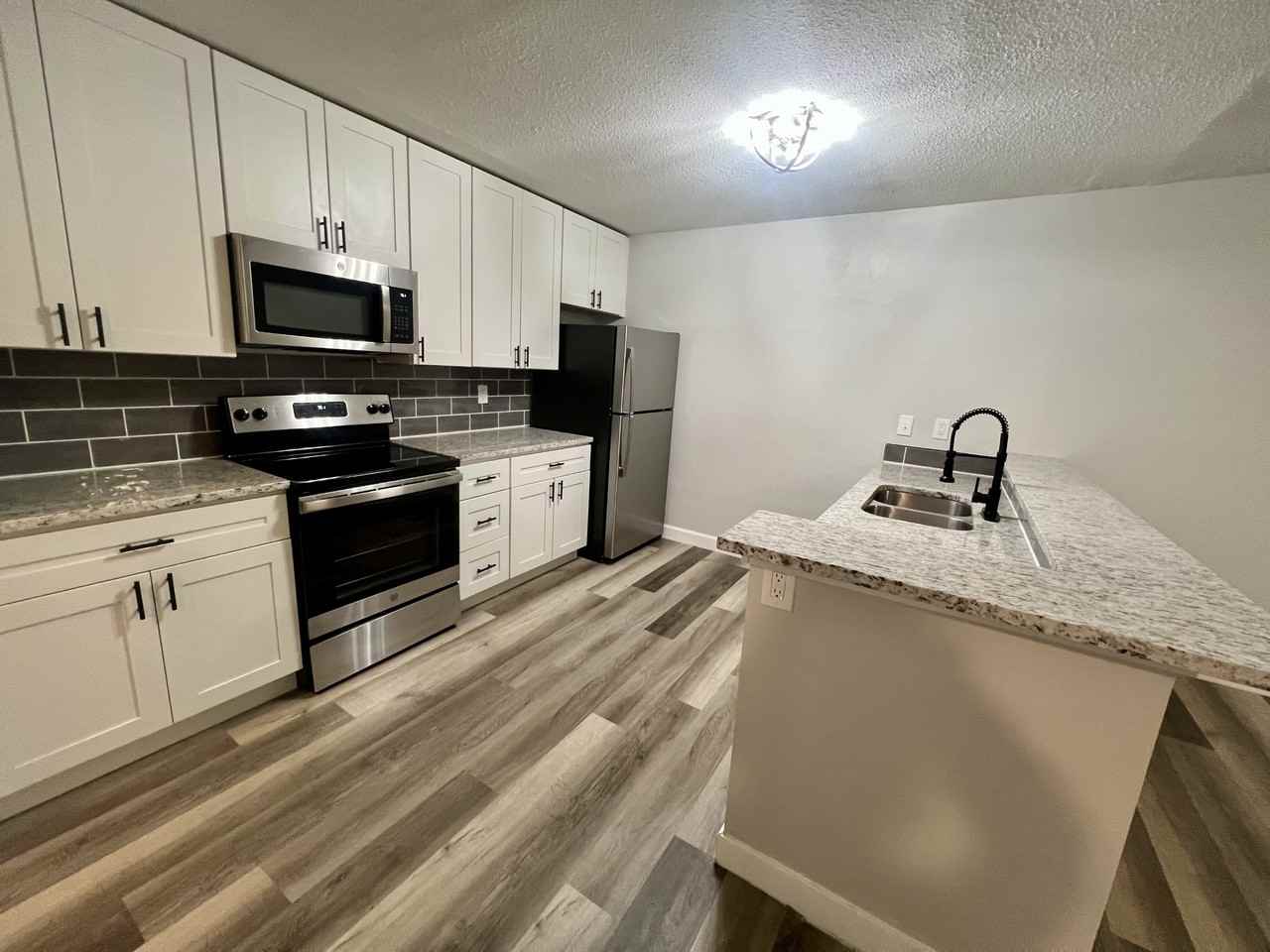Horner Avenue - Photo 5 of 28