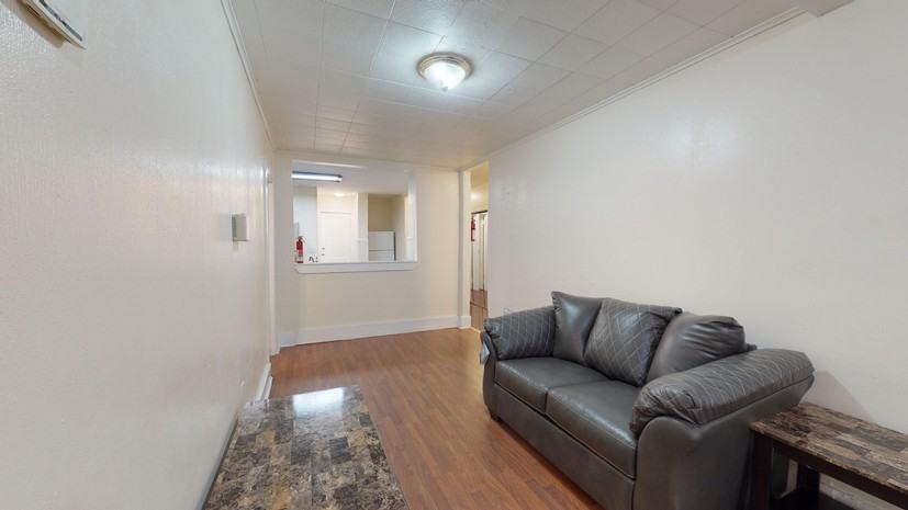 1408 E Genesee - Photo 3 of 13