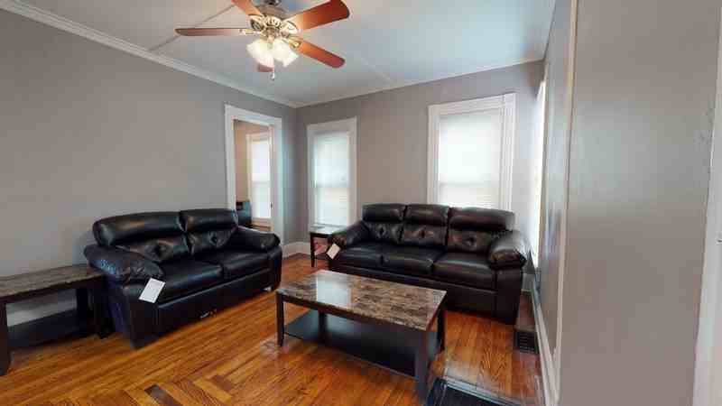 421 Westcott Street - Photo 2 of 21