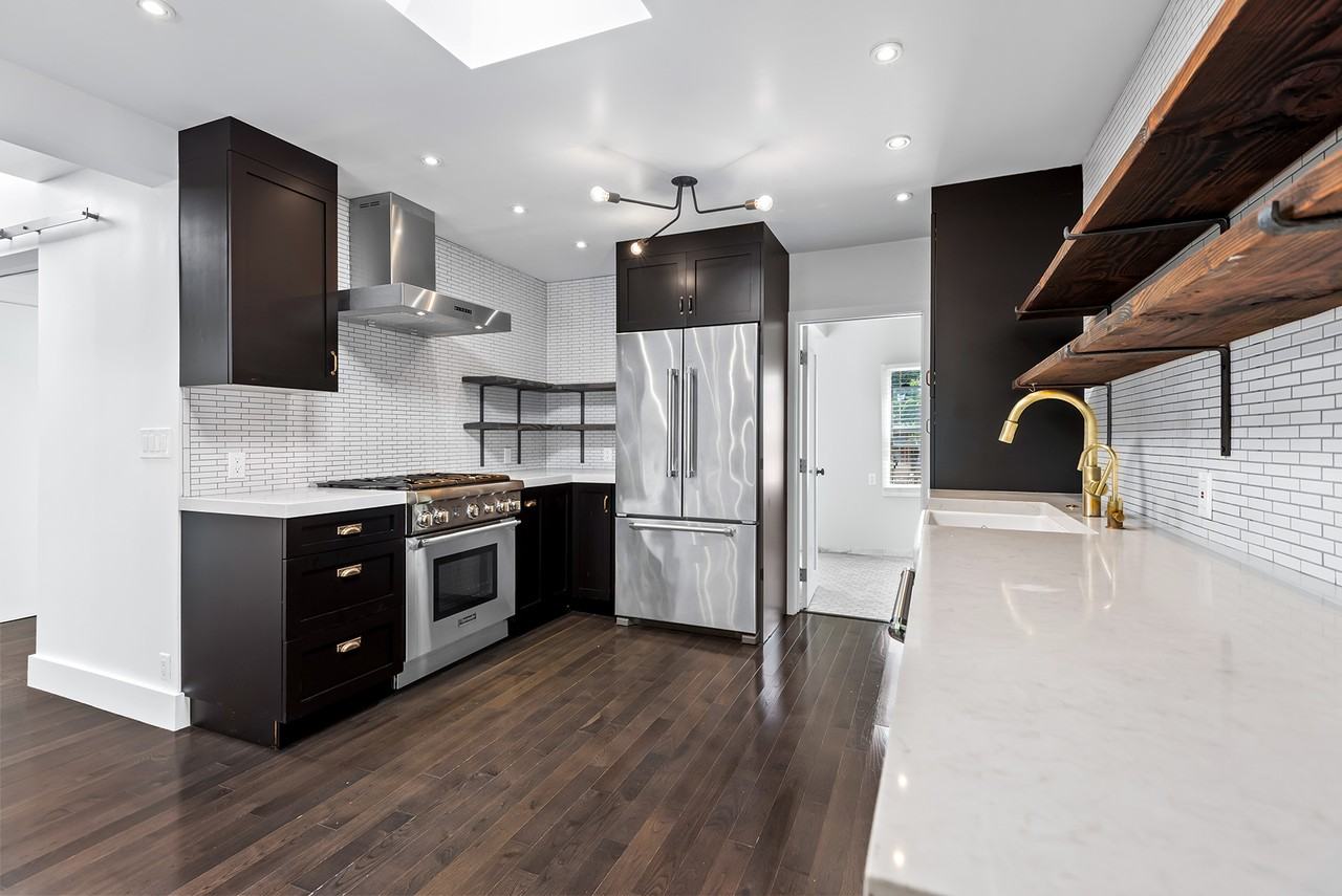 1939 Purdue Avenue - Photo 2 of 17