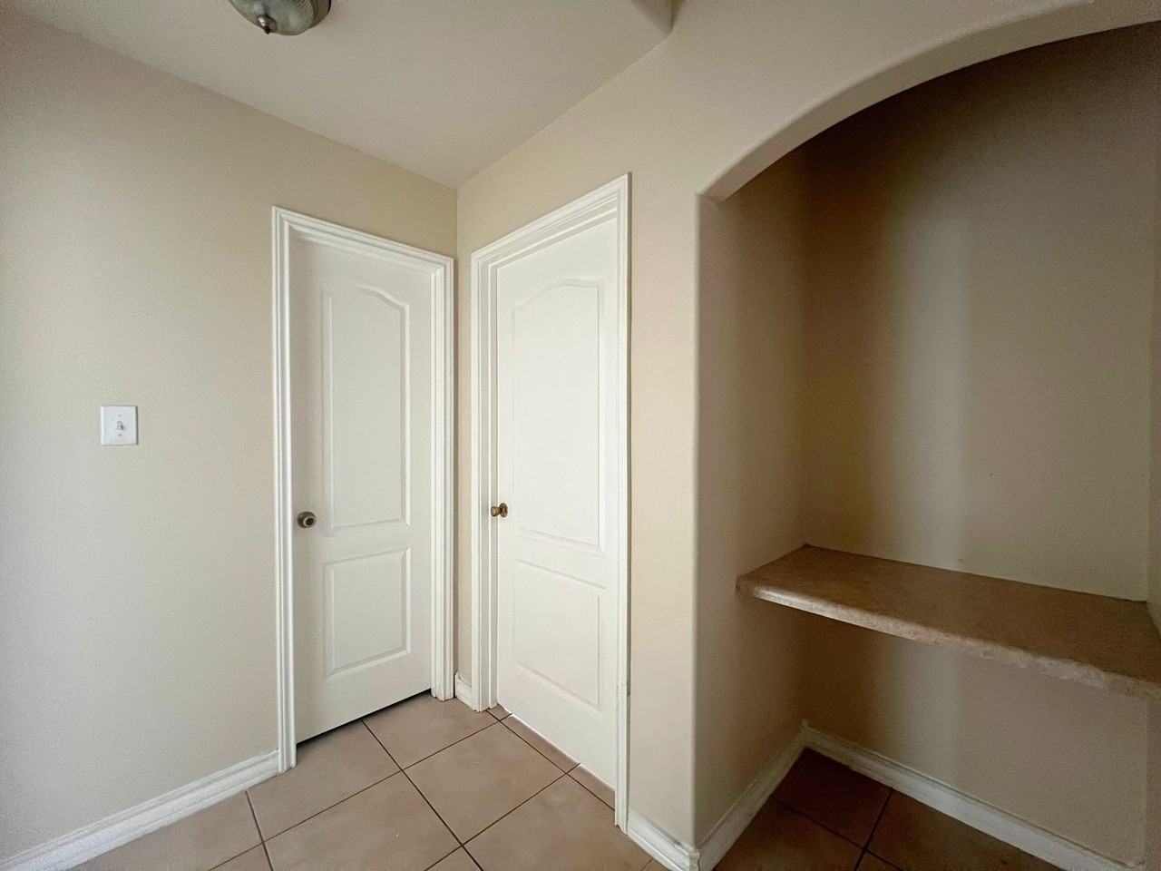 Villa Dorada Apartments - Photo 4 of 33