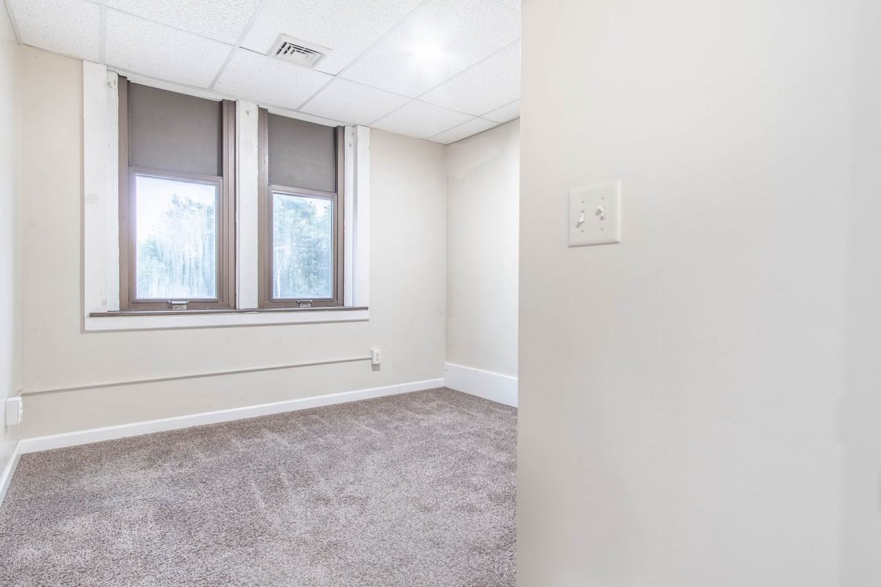 Hilltop - Photo 5 of 25