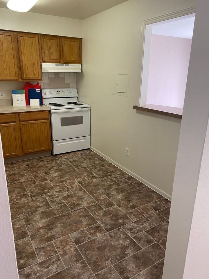 Woodridge Apartments - Photo 7 of 10