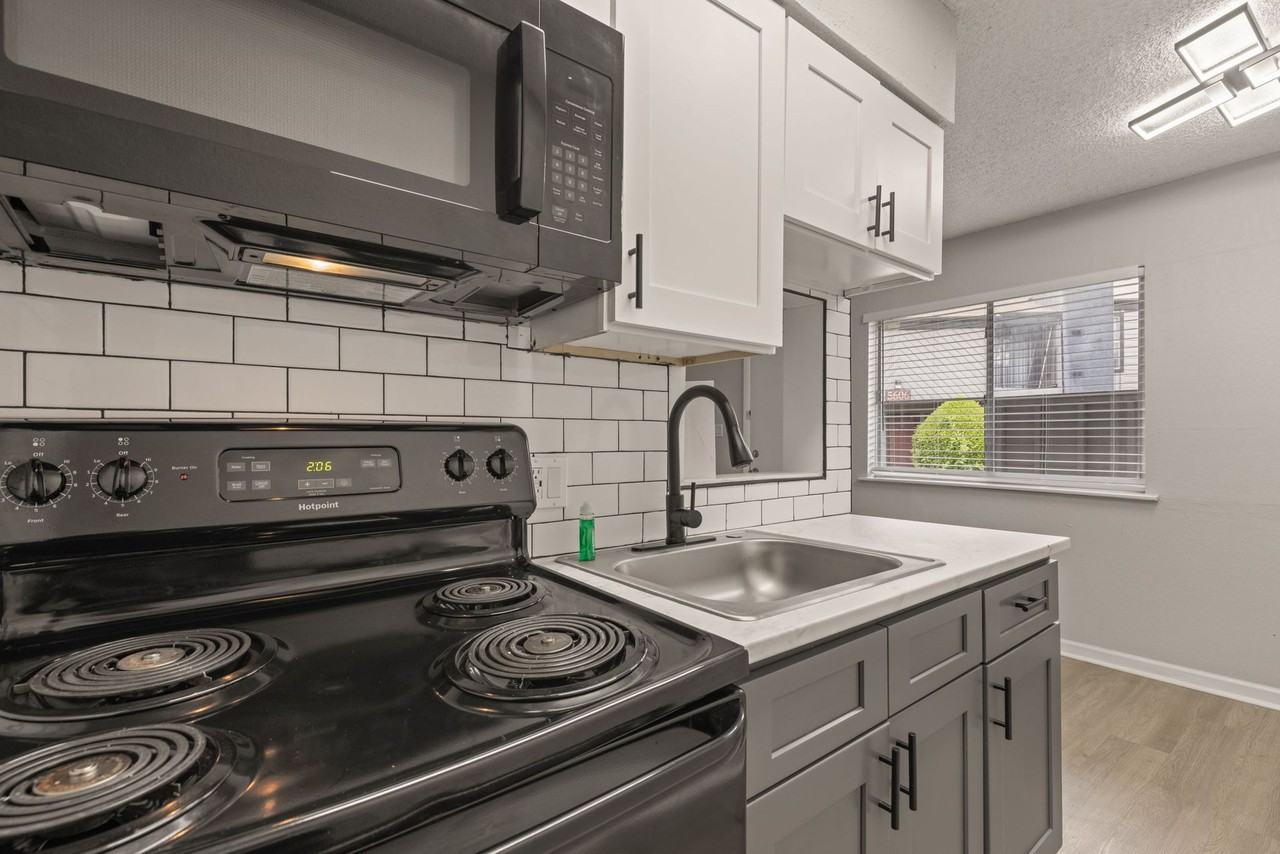 Crossings at Silver Oak - Photo 4 of 50