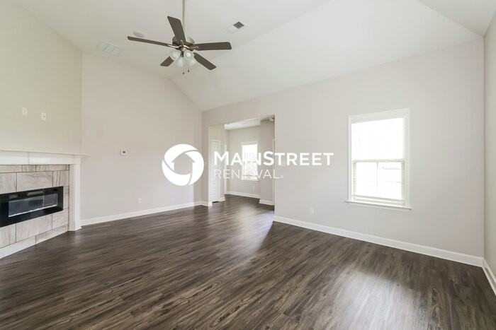 375 Azalea Dr - Photo 3 of 17