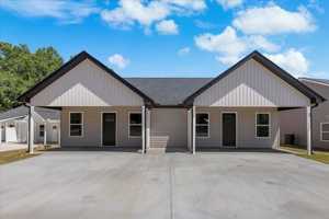 featured image of 2 Arlington Rd