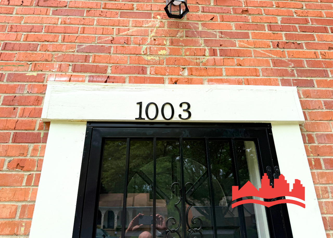 1003 Echles St - Photo 2 of 16