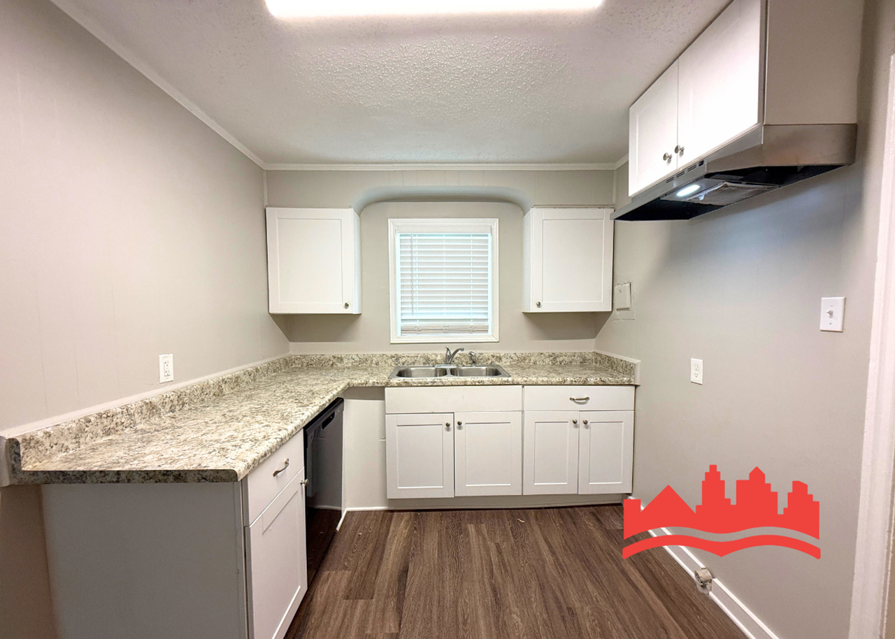 1003 Echles St - Photo 7 of 16