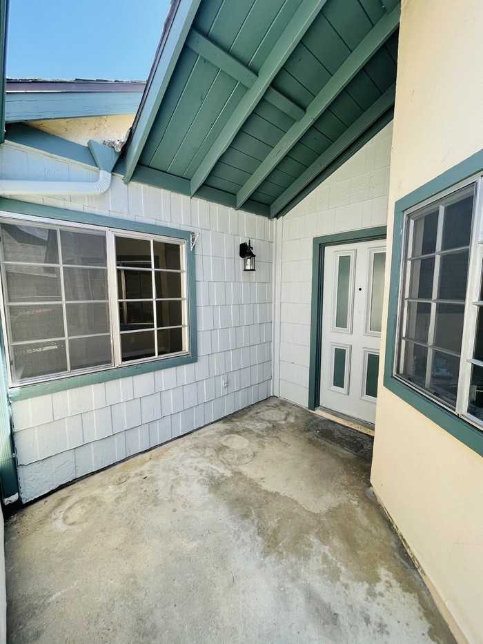 2454 Turnbridge Gln - Photo 2 of 38